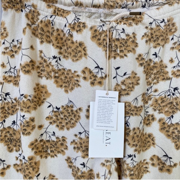 NWT The Great. Womens The Stadium Sweatpant in Chamomile Floral size 1 Small - Picture 6 of 9